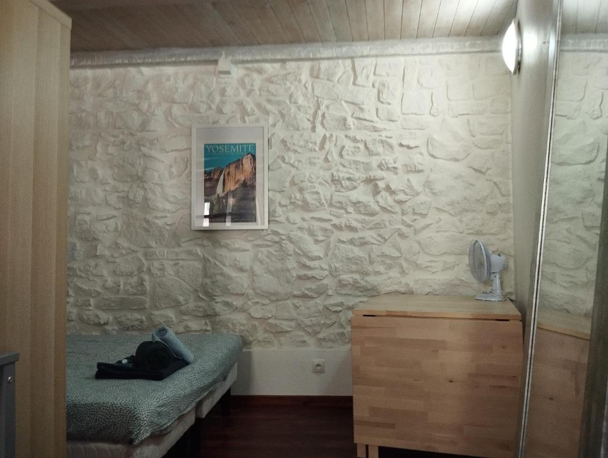 Studio - Hypercentre - Wifi Et Clim Toulon Eksteriør billede